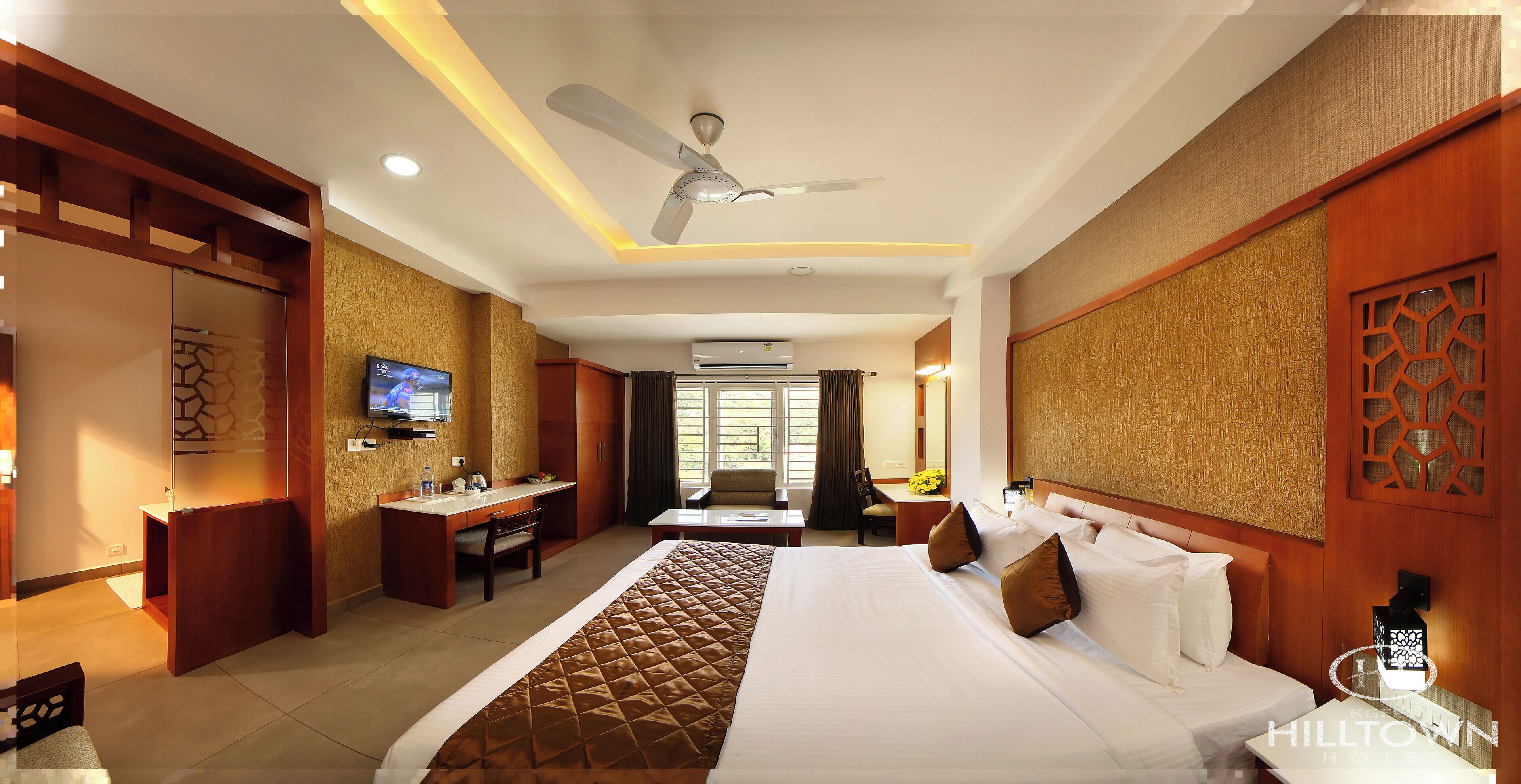 Kamar Double Deluks, 1 Tempat Tidur Queen | 1 kamar tidur, seprai katun Mesir, dan didekorasi berbeda-beda