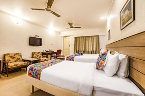 Executive Room - FabHotel Flamingo Anna Nagar (Chennai)
