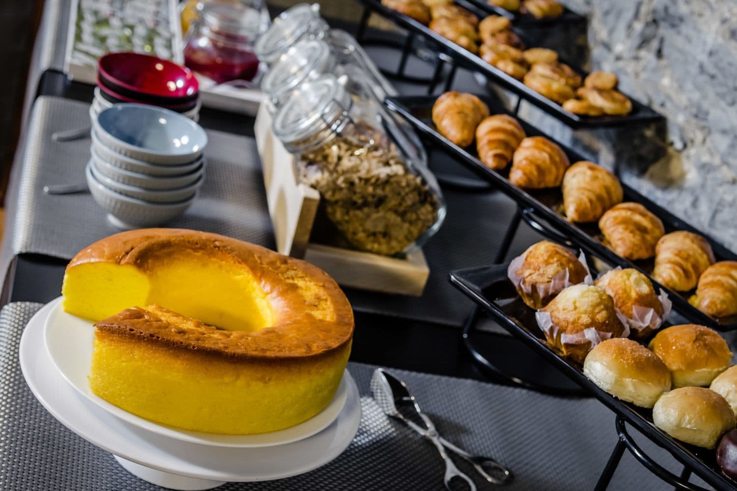 daily buffet breakfast (eur 12.50 per person)