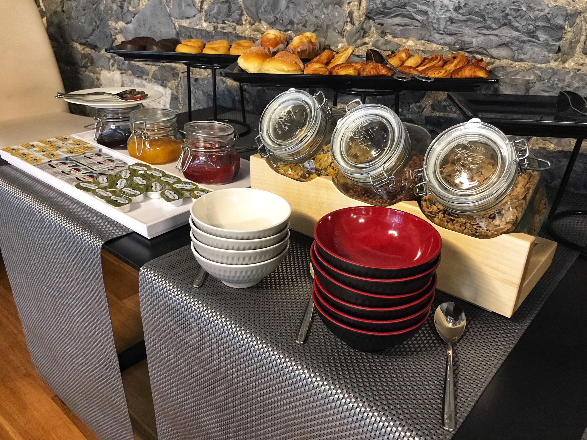 daily buffet breakfast (eur 12.50 per person)