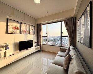 Living area - Spacious Saigon (Ho Chi Minh City)