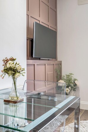 Living area - 2 Bedroom Portobello Notting Hill Apartment (London)