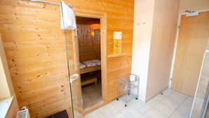 Aparthotel Post 1C with Sauna | Bathroom - Post Residence Apartments (Zell am See)