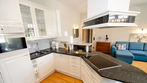 Aparthotel Post 3C | Private kitchen - Post Residence Apartments (Zell am See)