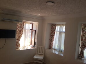 Living area - Assos Dr No Pansiyon (Ayvacik)