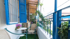 Terrace/patio - Gorgeous Apt in Neve Tzedek with Parking (Tel Aviv)