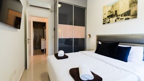 Apartamento clásico, 3 habitaciones | 3 dormitorios, tabla de planchar con plancha, cunas (de pago)