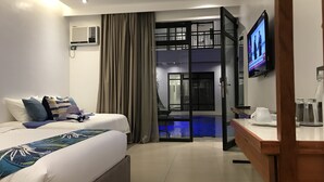 ห้องซูพีเรีย | ตู้นิรภัยในห้องพัก, โต๊ะทำงาน, เตารีด/โต๊ะรีดผ้า, เตียงเสริม/เปล