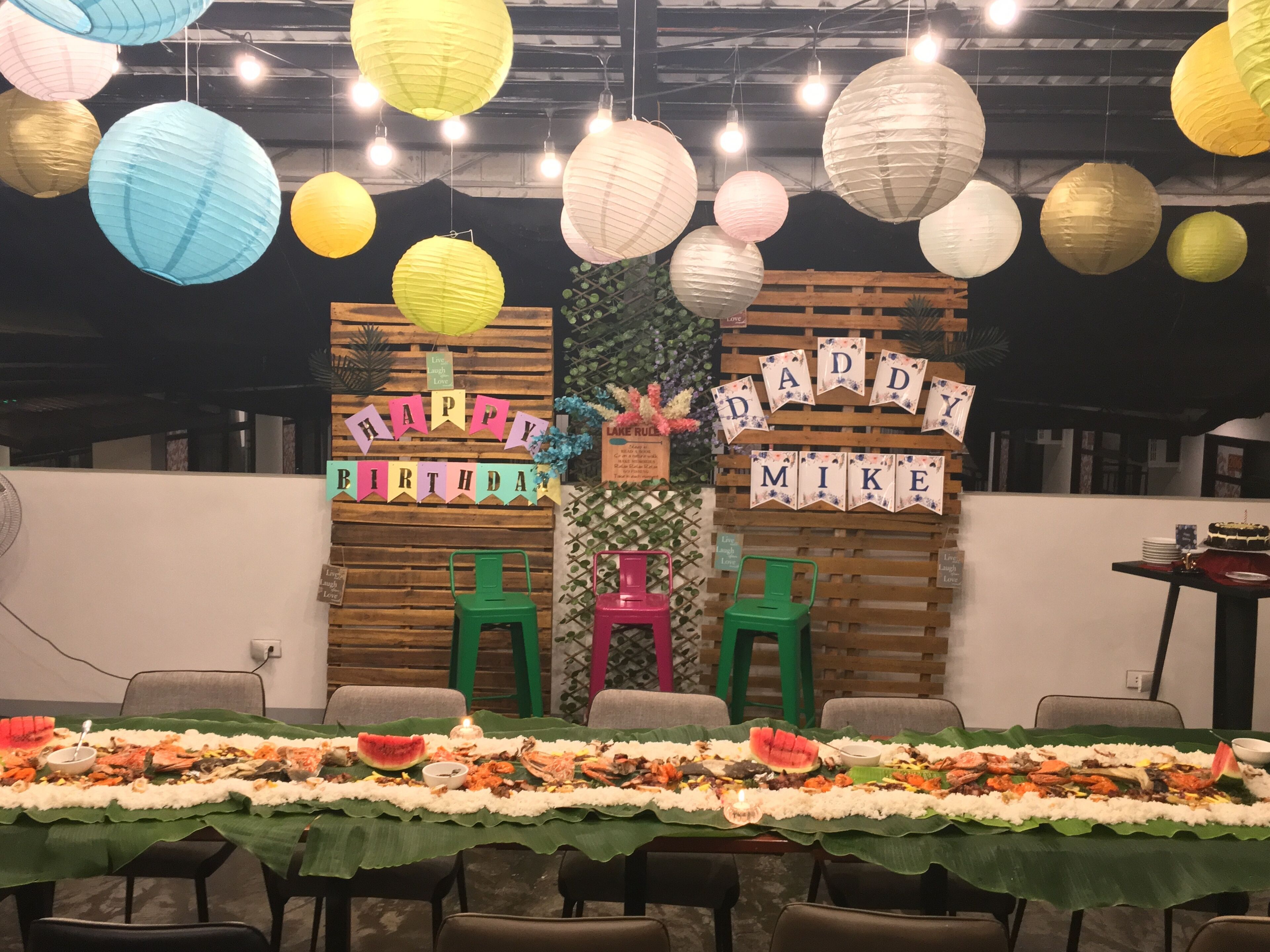 breakfast, lunch, dinner served; local cuisine