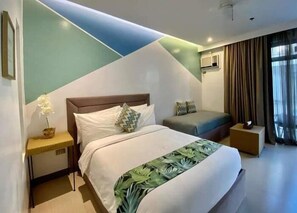 Superior Room | In-room safe, desk, iron/ironing board, rollaway beds - White Breeze Palawan Boutique Hotel (Puerto Princesa)