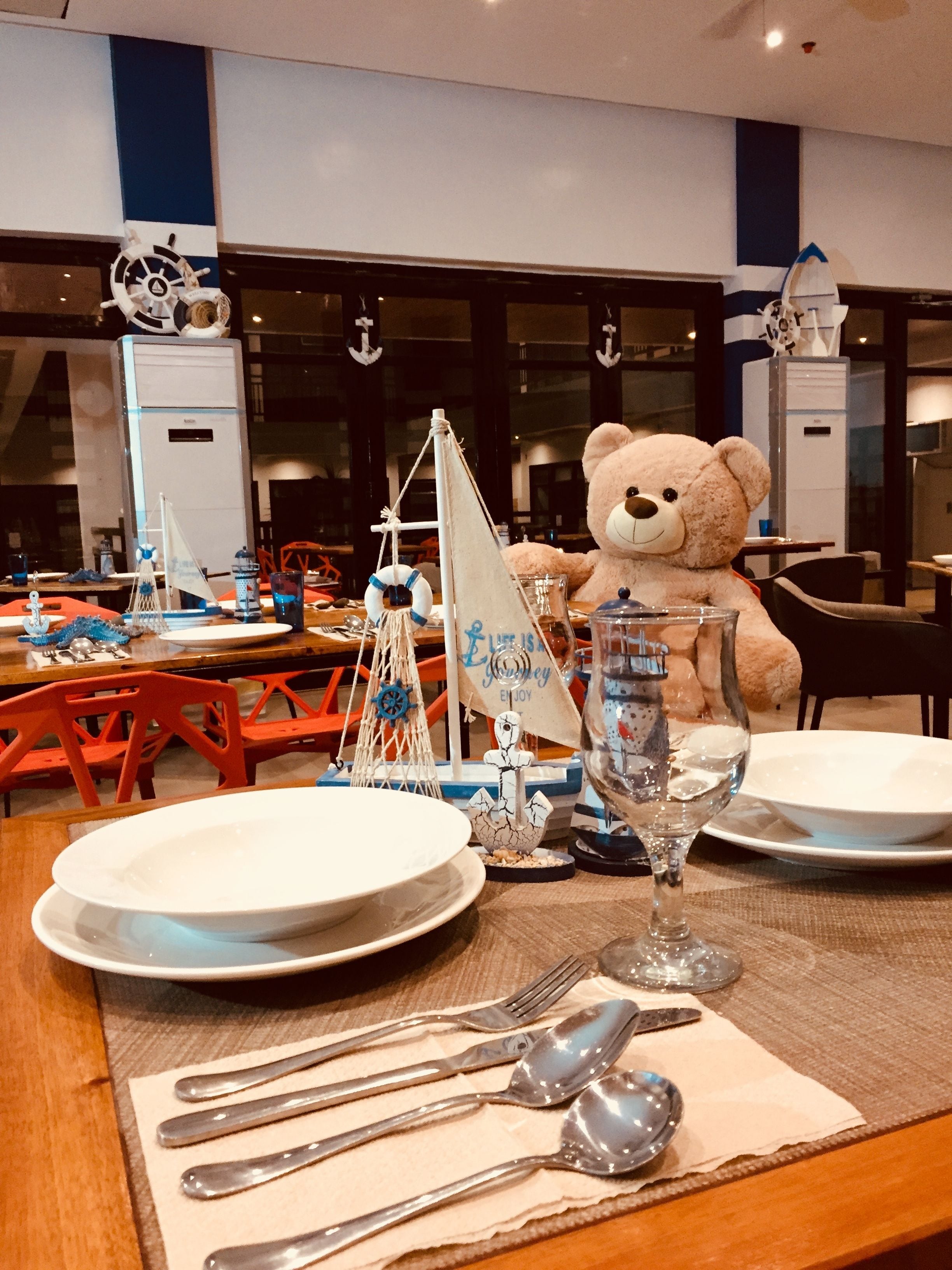 breakfast, lunch, dinner served; local cuisine