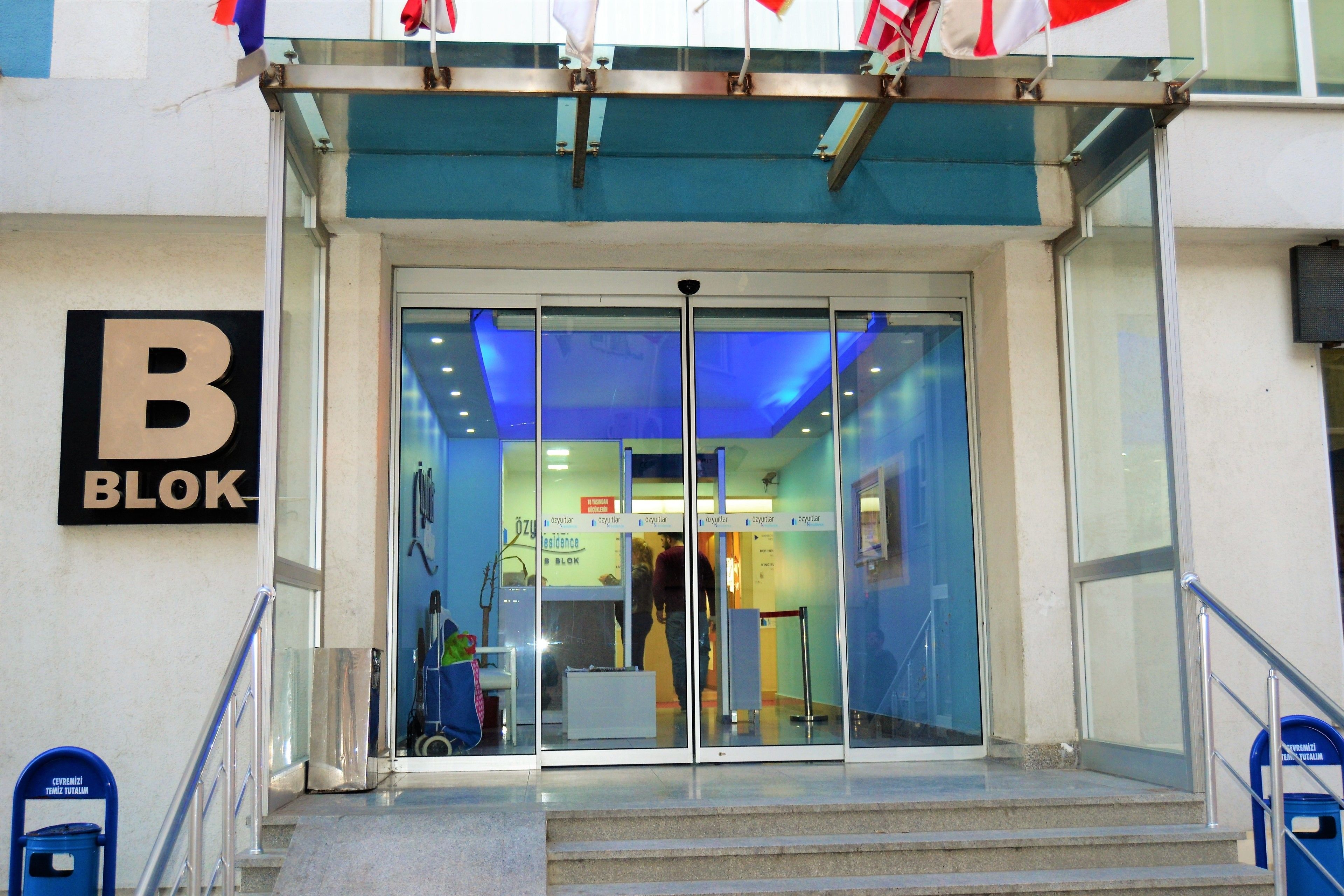 Entrée de l’hébergement