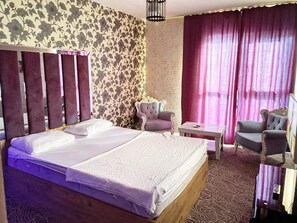 Suite estudio, 1 cama de matrimonio | Sábanas de algodón egipcio y ropa de cama de alta calidad