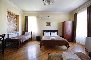 Standard Quadruple Room, 1 Bedroom, Mountain View - Green flower hotel (Kutaisi)