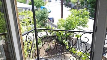 Basic Double Room, 1 Bedroom, Balcony | Balcony