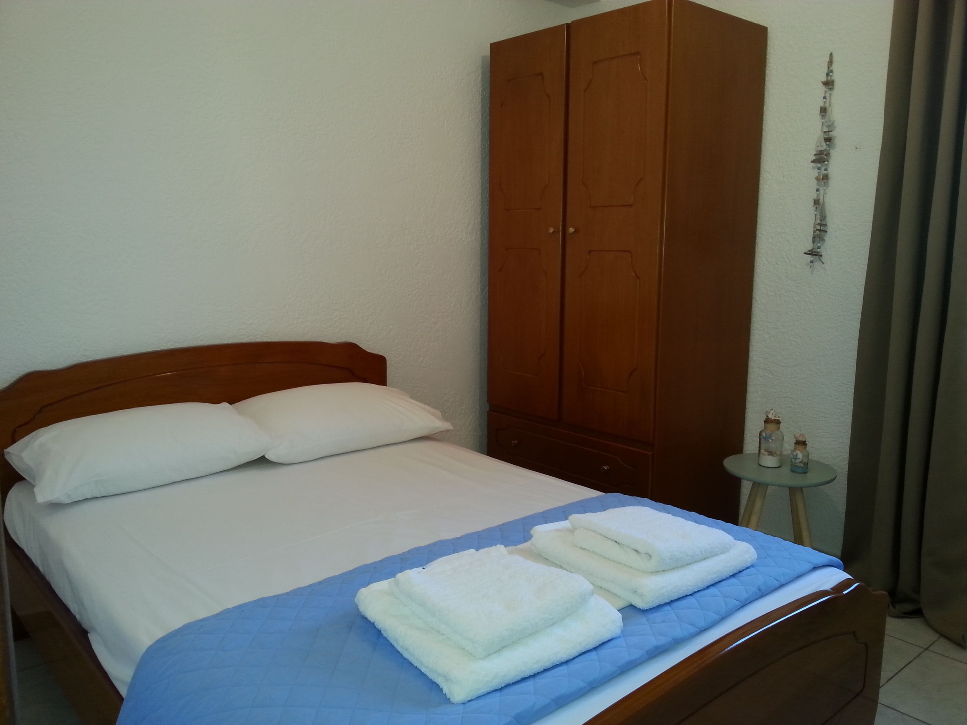 Verdunkelungsvorhänge, schallisolierte Zimmer, kostenloses WLAN