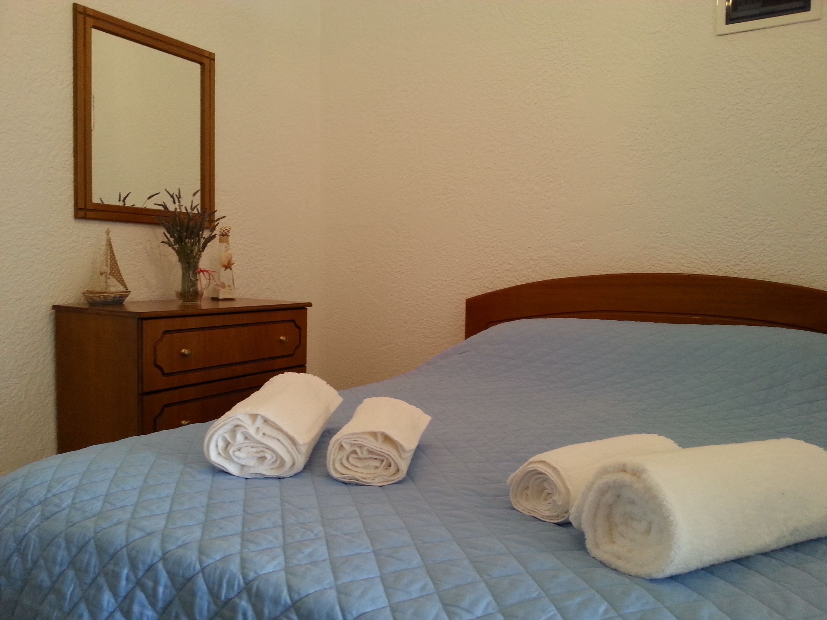 Verdunkelungsvorhänge, schallisolierte Zimmer, kostenloses WLAN