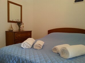 Verdunkelungsvorhänge, schallisolierte Zimmer, kostenloses WLAN