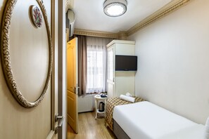 Single Room | Soundproofing, free WiFi, bed sheets - Felicity Hotel Istanbul (Istanbul)