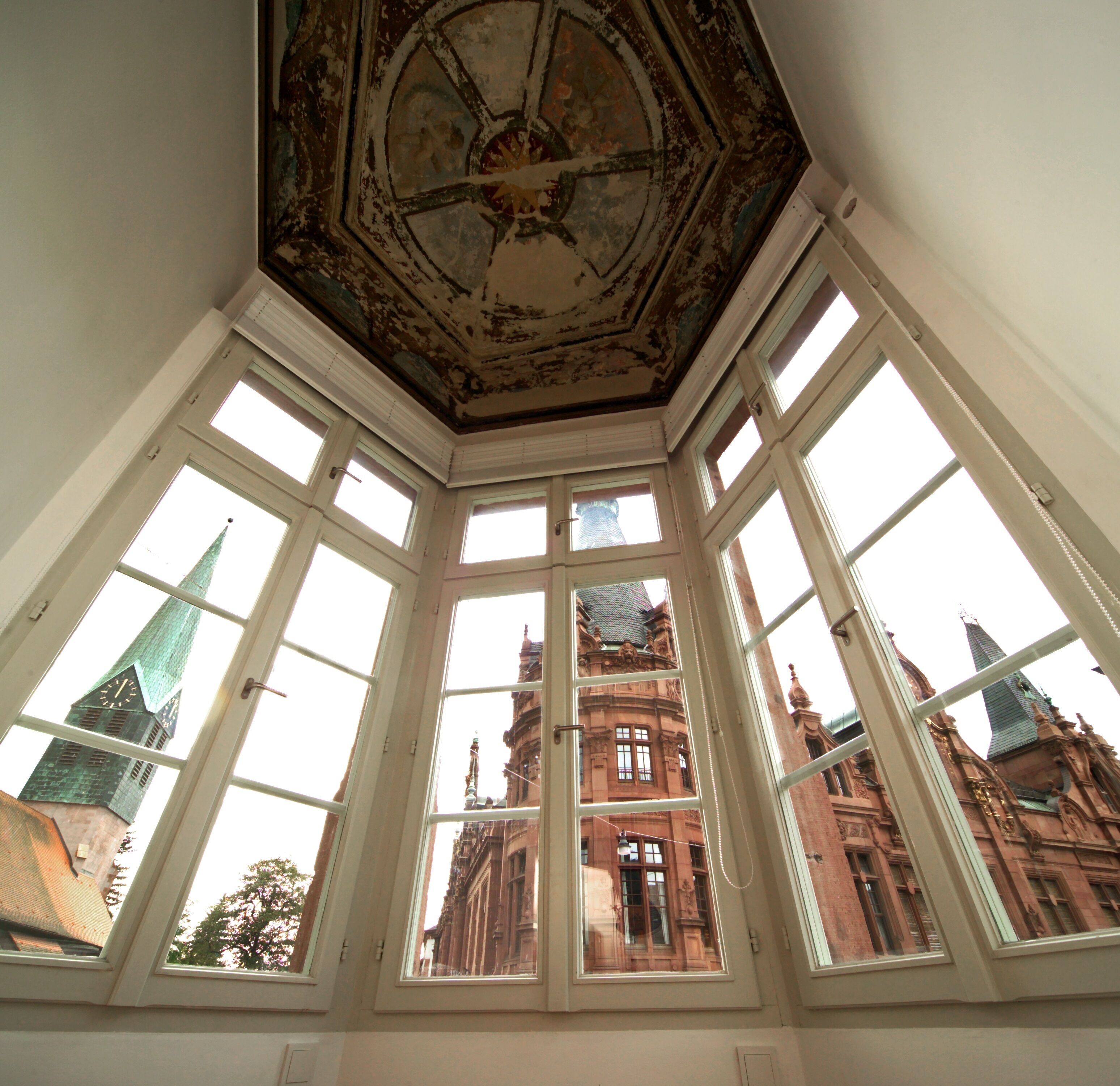 room (loft) | living area | flat-screen tv, dvd player