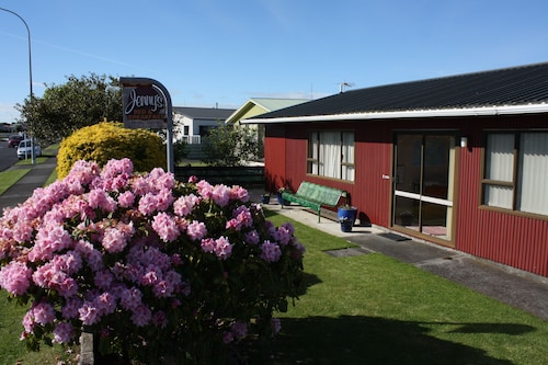 Jenny's Bed & Breakfast