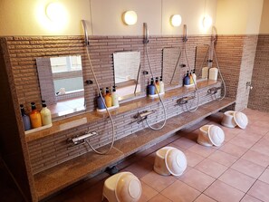 Sauna, bain à remous