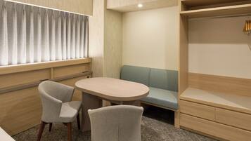 Desk, free WiFi, bed sheets