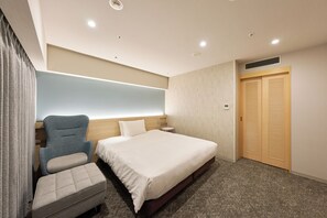 Habitación doble superior, 1 cama King size, para no fumadores (24sqm) | Escritorio, wifi gratis y ropa de cama