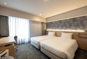 Precious Twin Room, Non Smoking | Desk, free WiFi, bed sheets