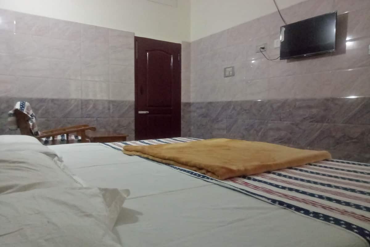 Deluxe Double Room, Multiple Beds, Non Smoking | 15 bedrooms, individually decorated, individually furnished