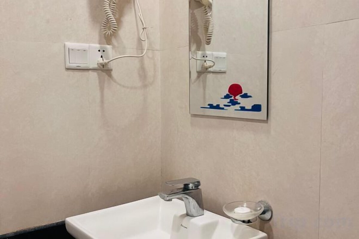 Deluxe Twin Room with River View