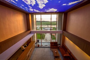 Zona de estar del vestíbulo