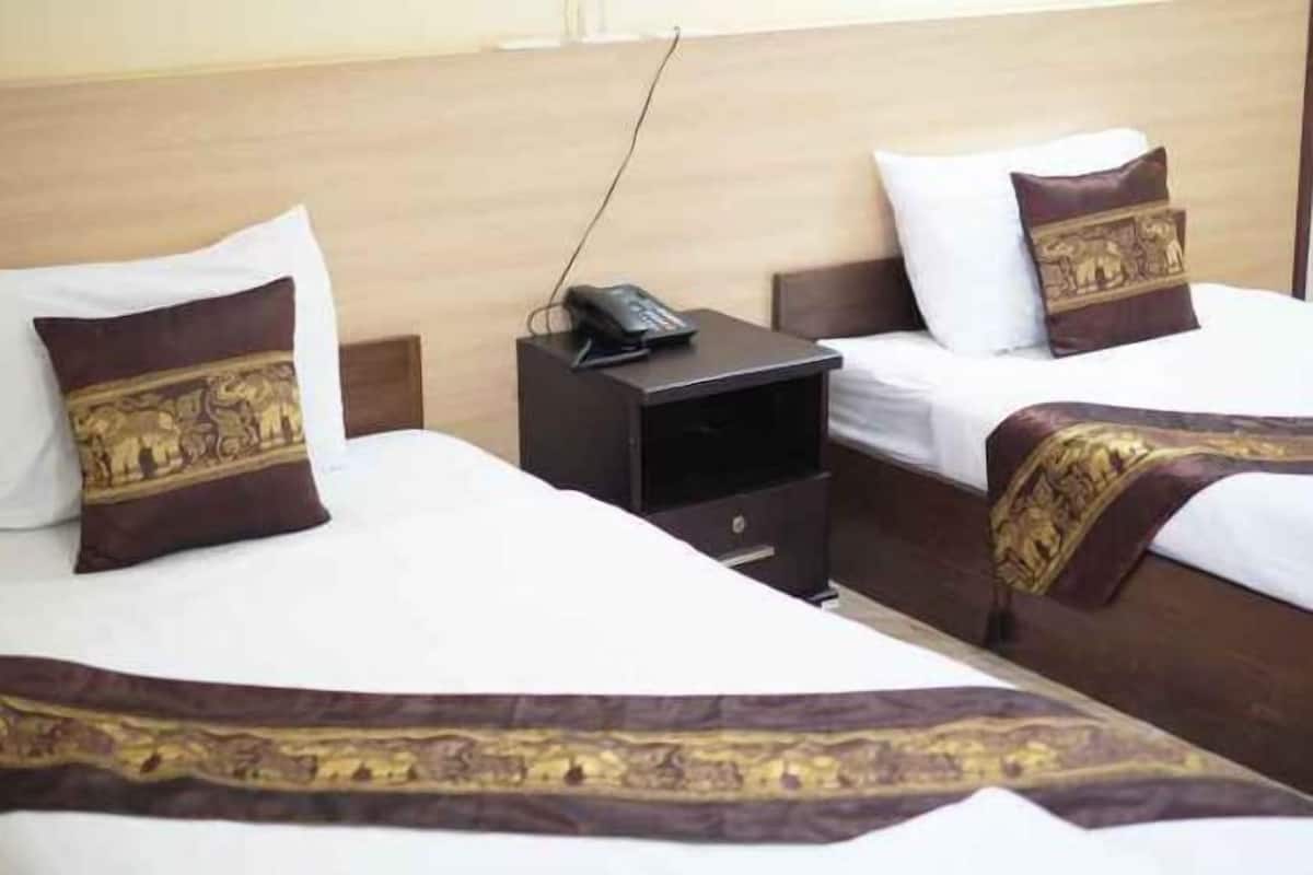 1 bedroom, desk, free WiFi, bed sheets