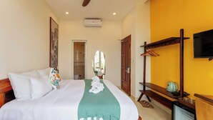 Junior Double Room, City View