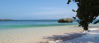 Mais oui Tennis and Spa Villa