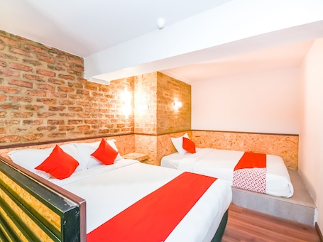Family Double Room | Desk, free WiFi. Hotel O La Mirina Boutique Inn