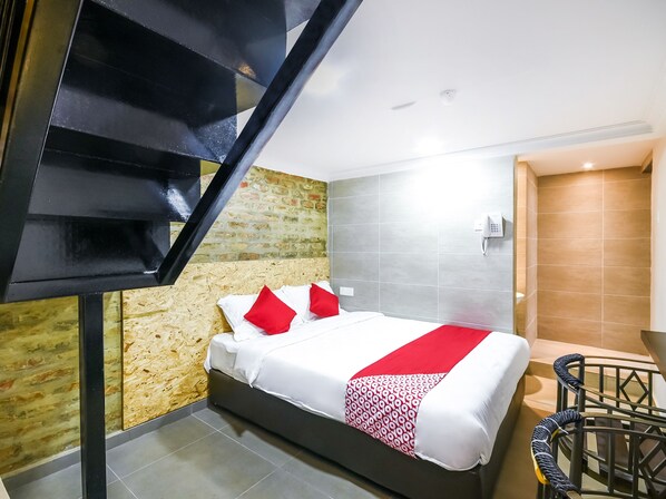 Habitación doble familiar | Escritorio y wifi gratis 