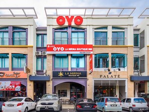 Exterior - Hotel O La Mirina Boutique Inn (Miri)