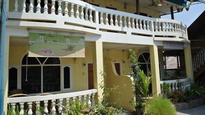 Ngoại thất