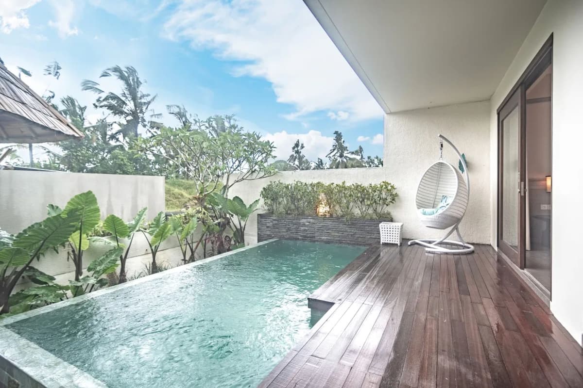 Deluxe One Bedroom Villa Private Pool | In-room safe, desk, soundproofing, iron/ironing board
