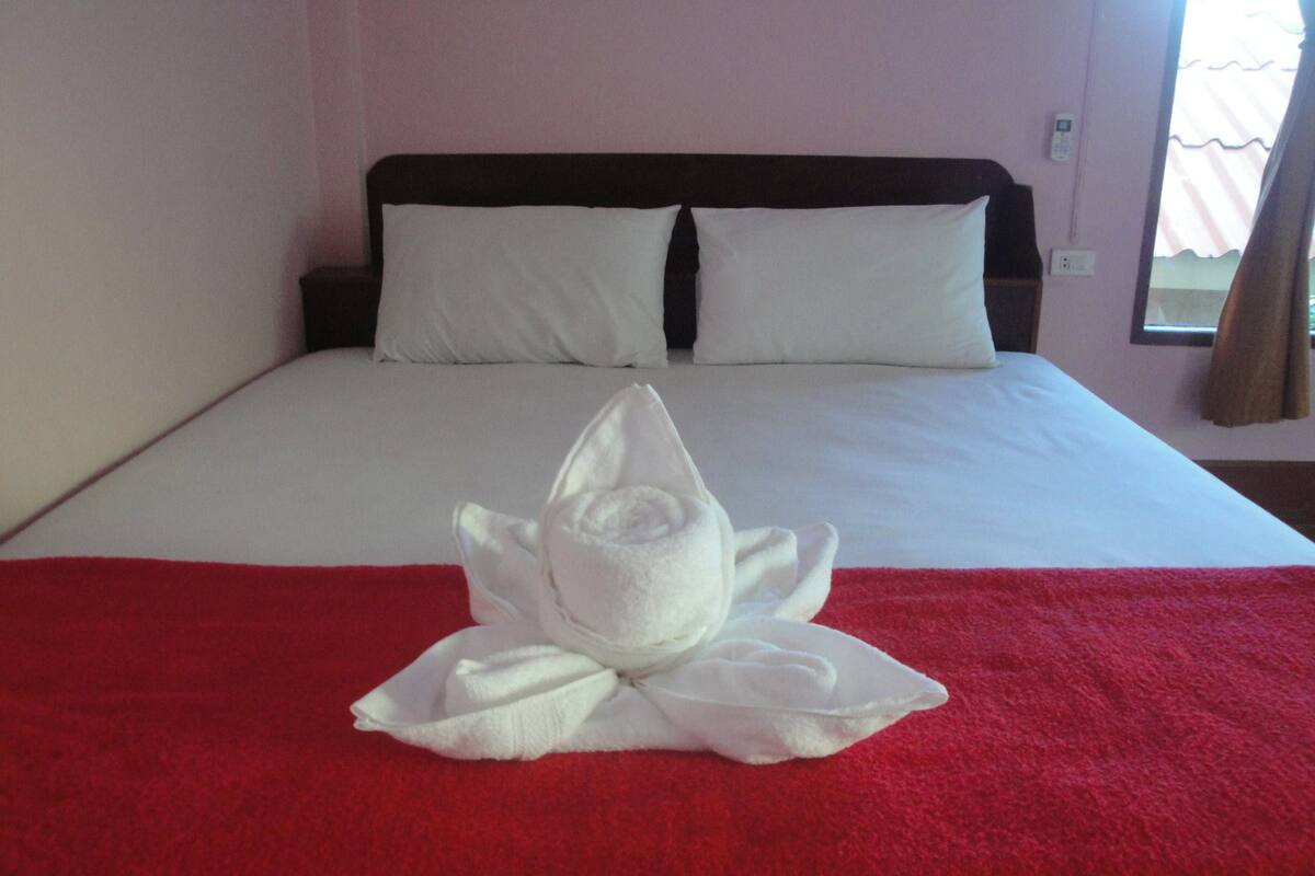 Standard Double Room | WiFi (free)