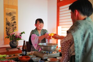 Japanese-style Room, Non Smoking, Main Building - Sakura Sakura Hot Springs (Kirishima)
