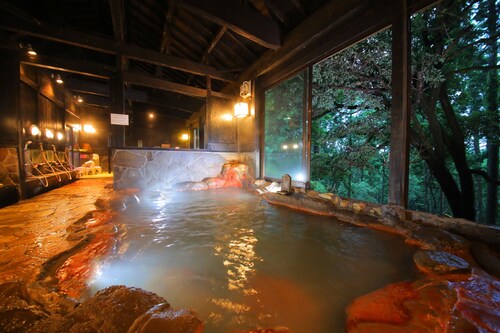 Sakura Sakura Hot Springs