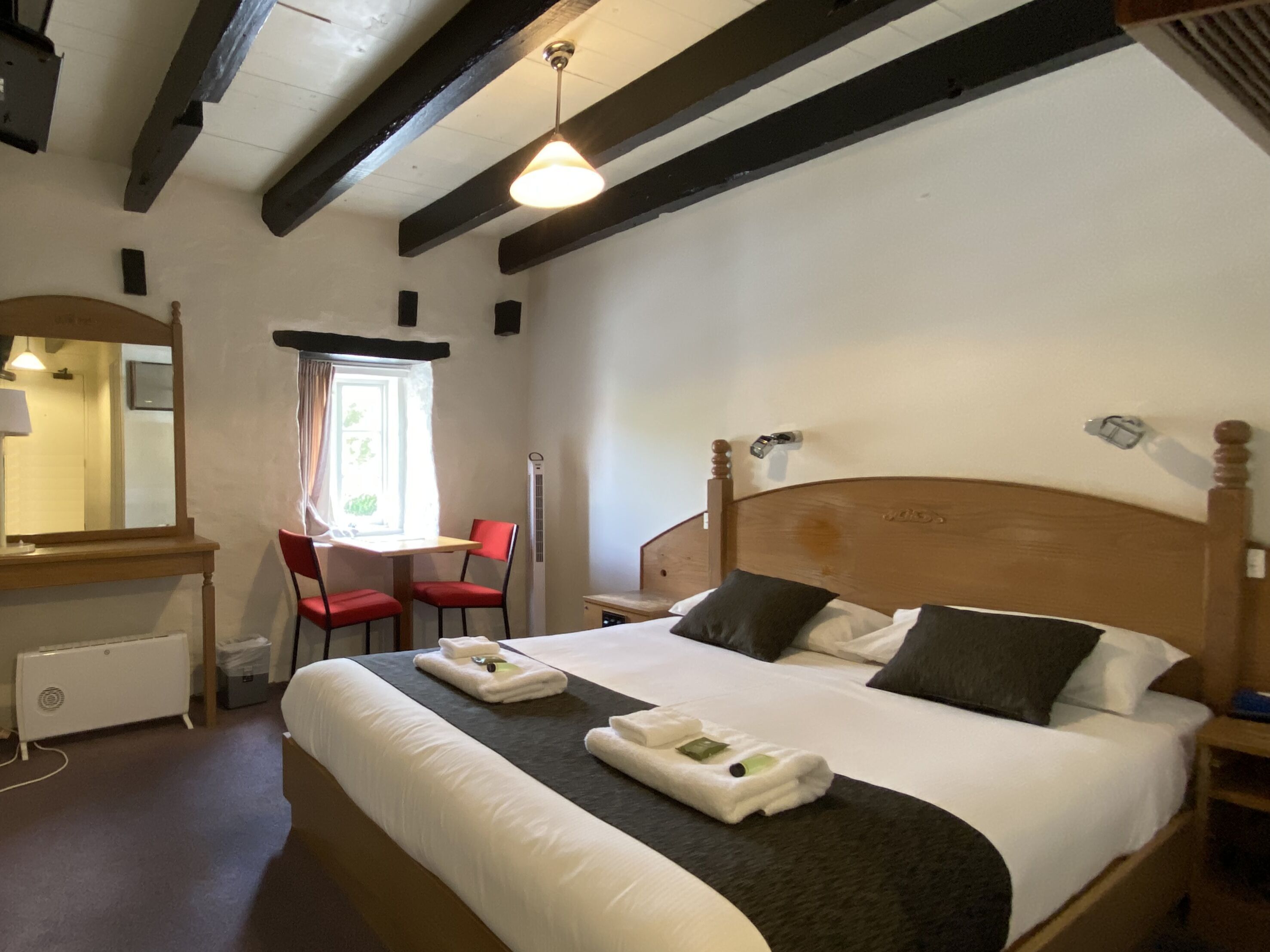 Ferros/tábuas de passar roupa, roupa de cama