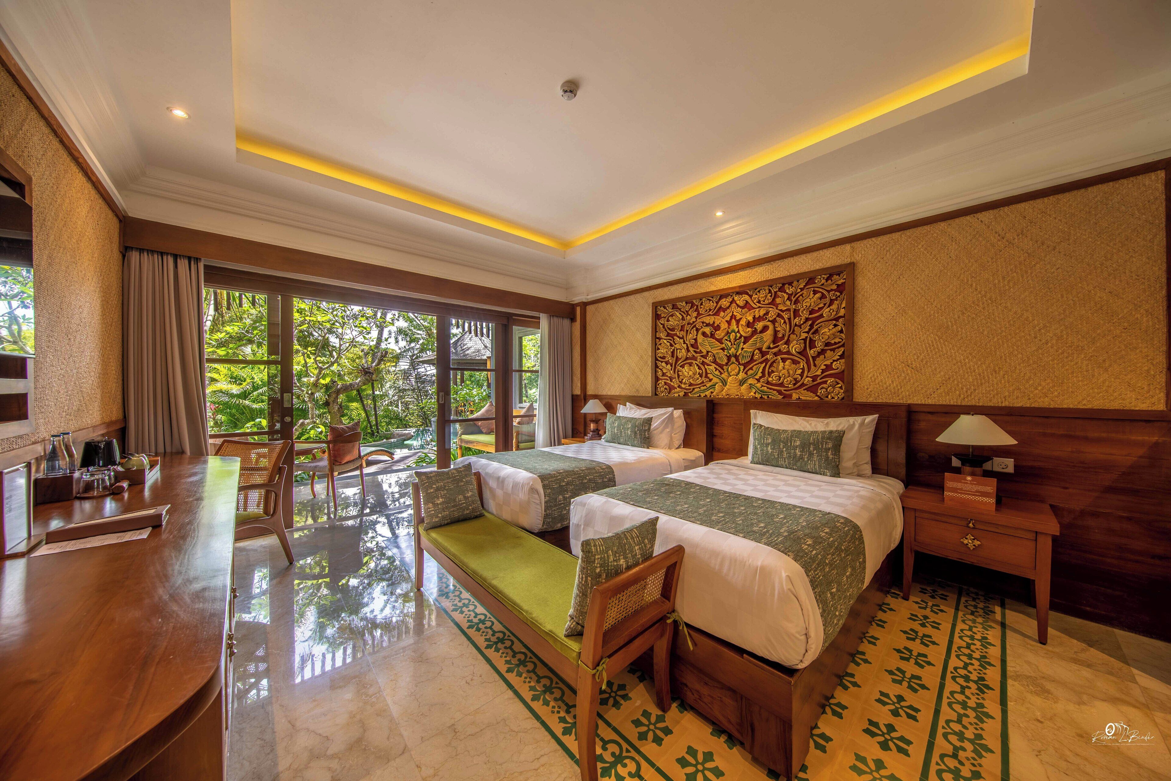 ห้องพัก, ระเบียง (Arkamara Pool) | มิ นิบาร์, ตู้นิรภัยในห้องพัก, โต๊ะทำงาน, ผ้าม่านกันแสง