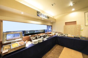 Tägliches Frühstücksbuffet gegen Gebühr