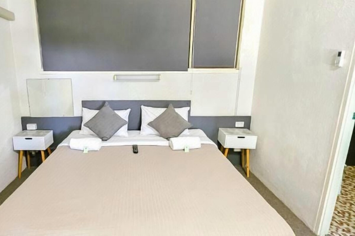 Iron/ironing board (on request), WiFi (free), bed sheets