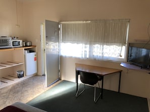 Double Room | Room amenity - Green Door Motel (Lavington)