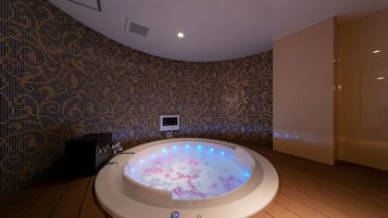 Suite Junior | Baignoire relaxante profonde