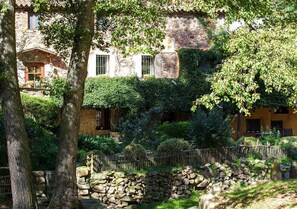 Property grounds - El Molí de Can Aulet (Arbucies)